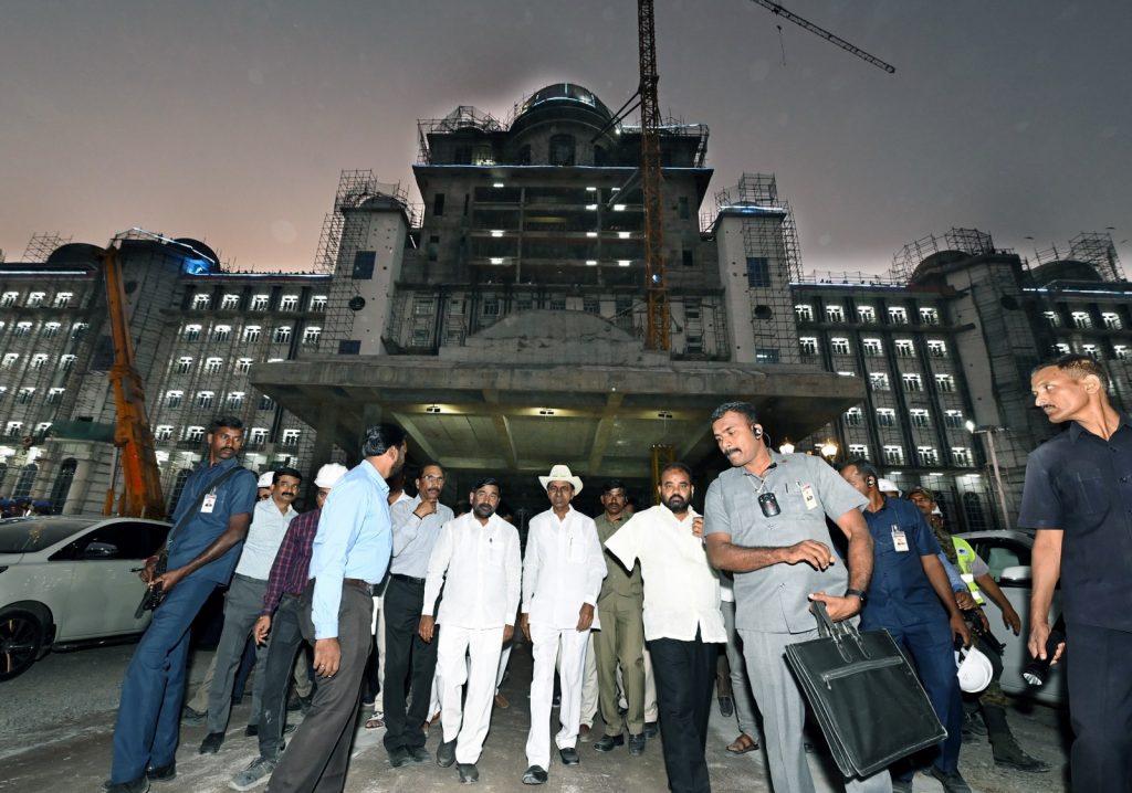 CM-KCR-inspected-ongoing-works-of-Telangana-Secretariat