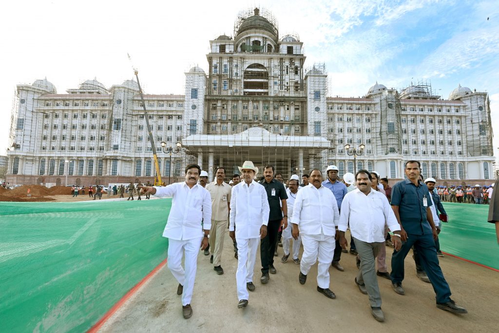 CM-KCR-inspected-ongoing-works-of-new-secretariat-building