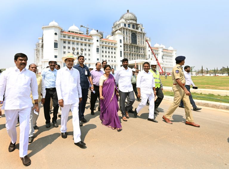 CM inspected works of Secretariat, Ambedkar Statue and Martyrs Memorial