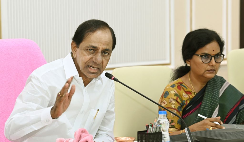 CM-KCR-review-on-Palamuru-Ranga-Reddy-lift-scheme