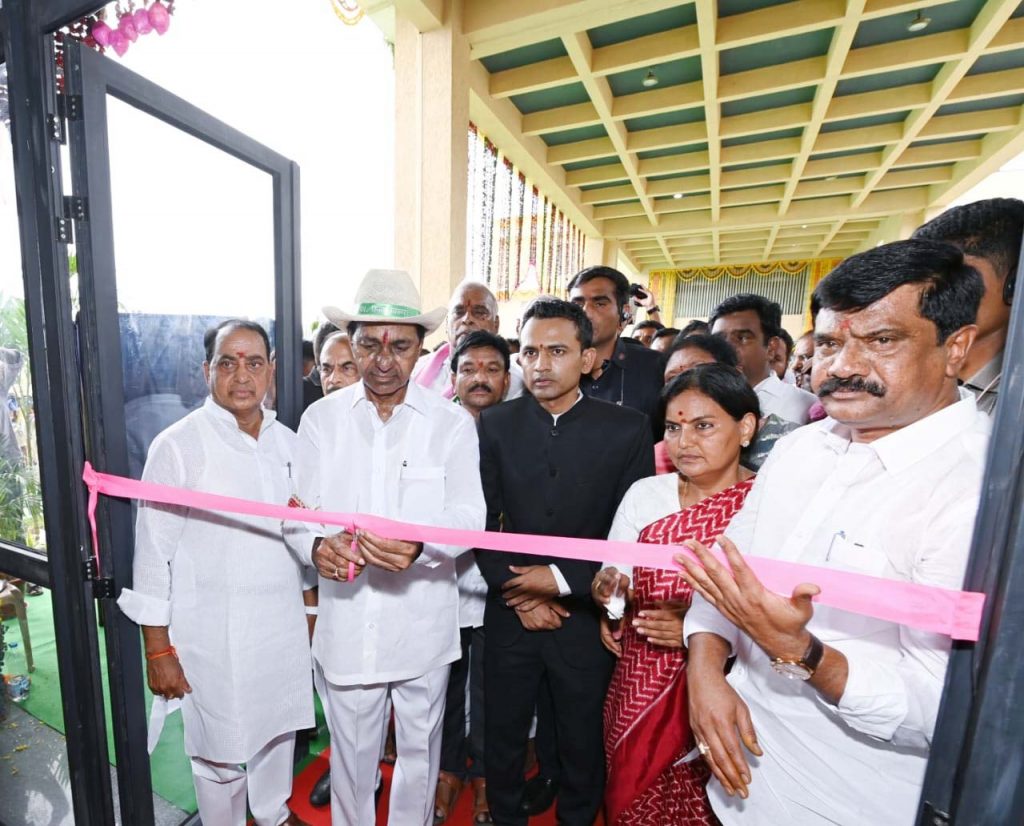 CM inaugurated Kumuram Bheem Asifabad District Collectorate