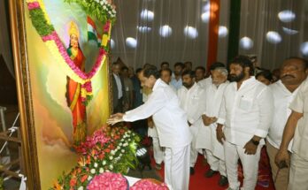 CM-Sri-KCR-at-the-closing-ceremony-of-Swatantra-Bharatha-Vajrotsavalu