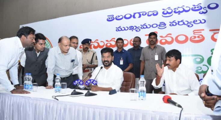 CM-Sri-Revanth-Reddy-held-Praja-Darbar-3