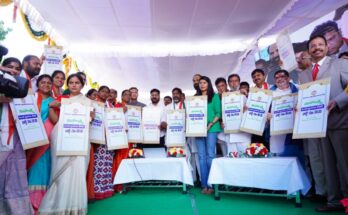 Launch-of-Mahalakshmi-and-Cheyutha-Schemes-09-12-2023-3