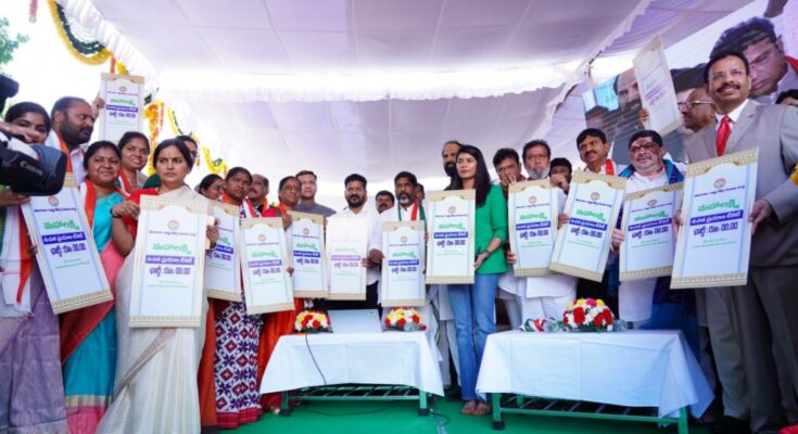 Launch-of-Mahalakshmi-and-Cheyutha-Schemes-09-12-2023-3